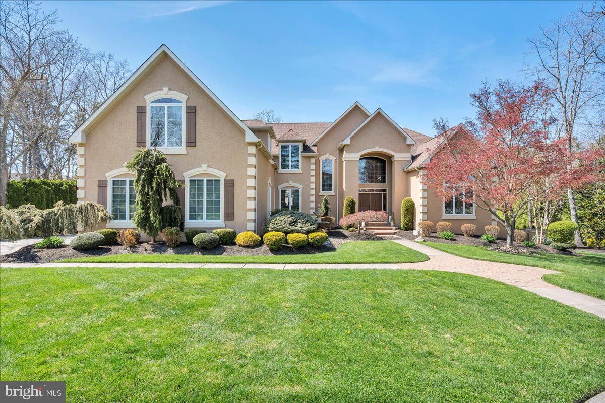 Property Photo:  19 Simsbury Drive  NJ 08043 