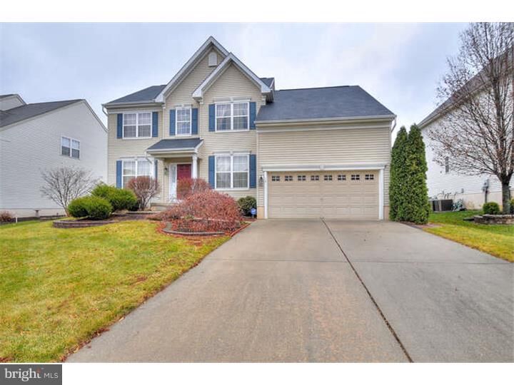 Property Photo:  16 Meadow Run Road  NJ 08505 