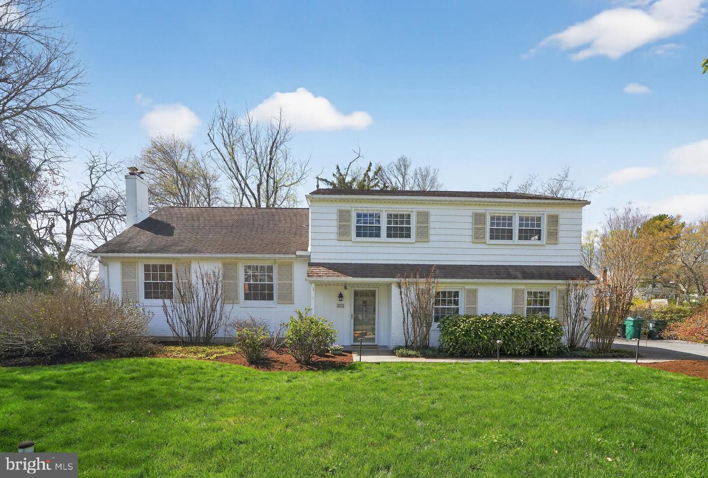 Property Photo: 211 Fairfield Drive PA 19086