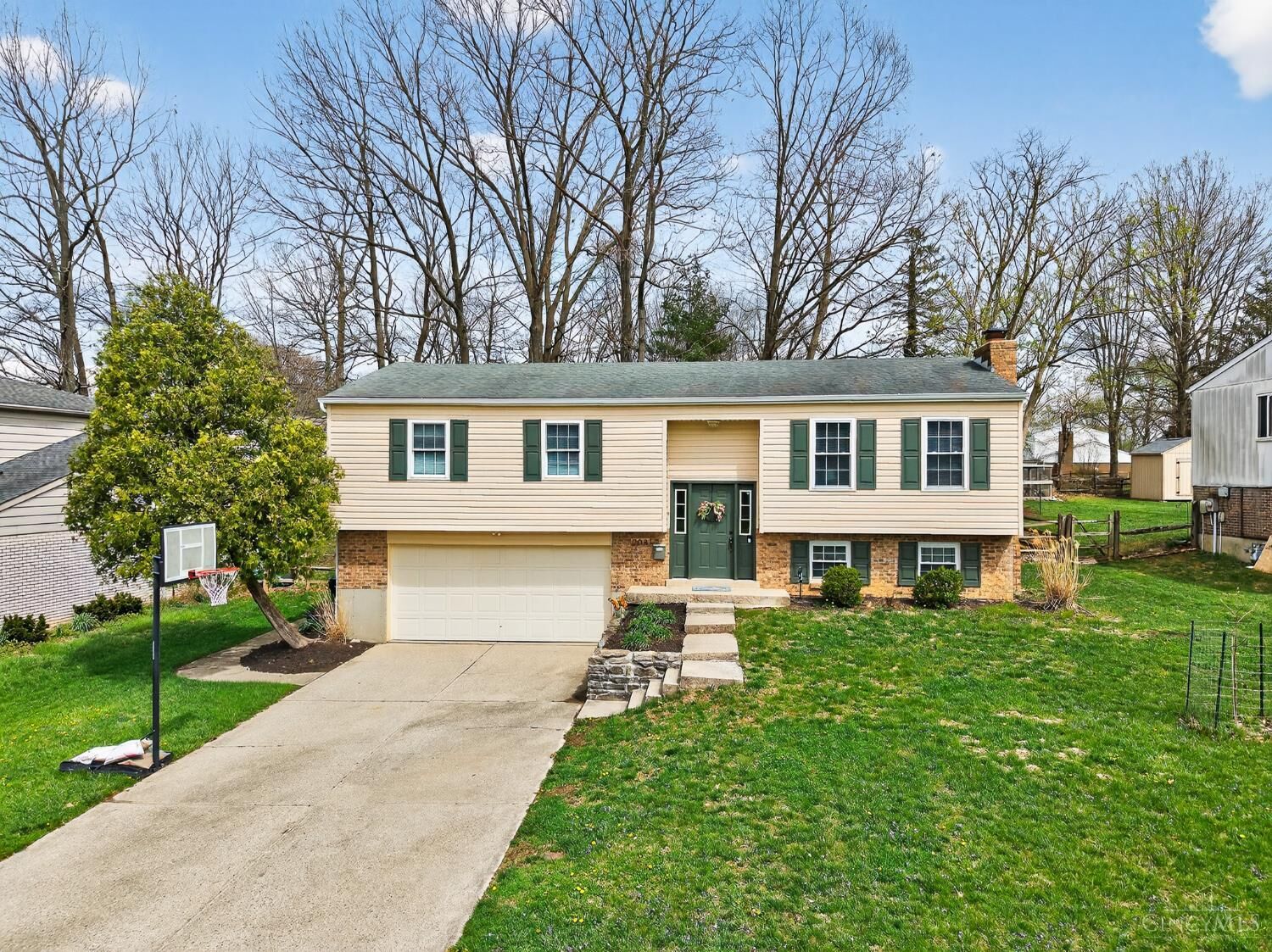 Property Photo:  208 Glen Lake Road  OH 45140 