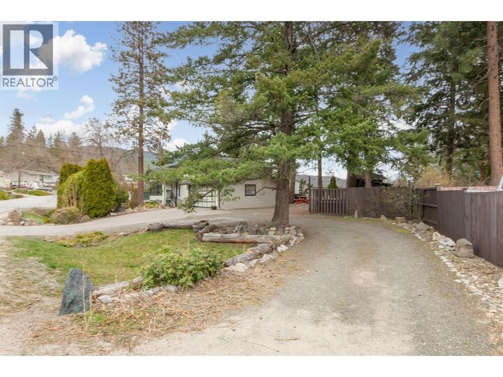 Property Photo: 3405 McGinnis Road BC V4T 1B5