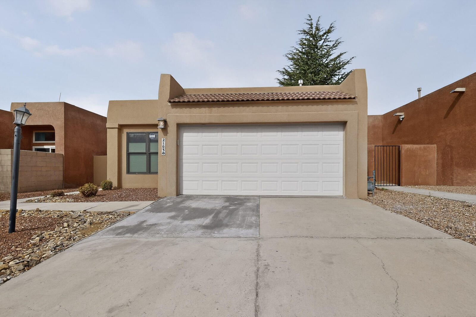 Property Photo:  2103 Navajo Willow Drive NE  NM 87122 