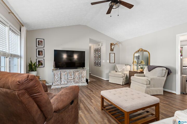 Property Photo: 102 Deer Path AL 36207