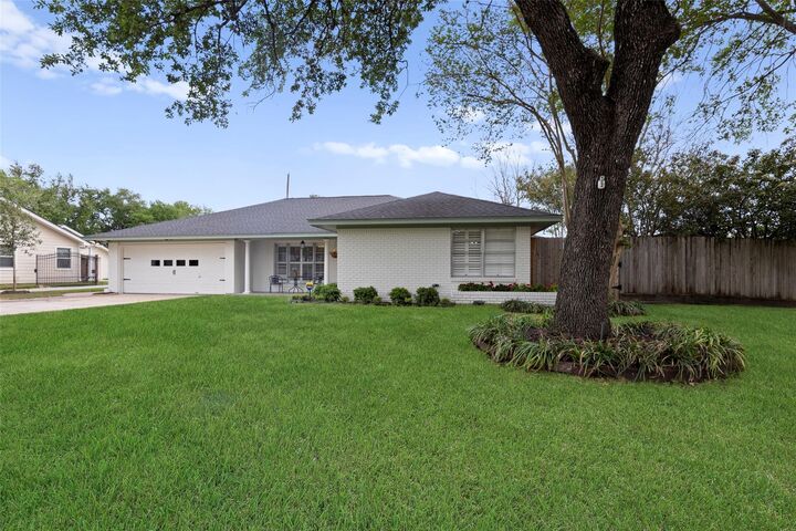 Property Photo:  1426 Freedonia Drive  TX 77055 