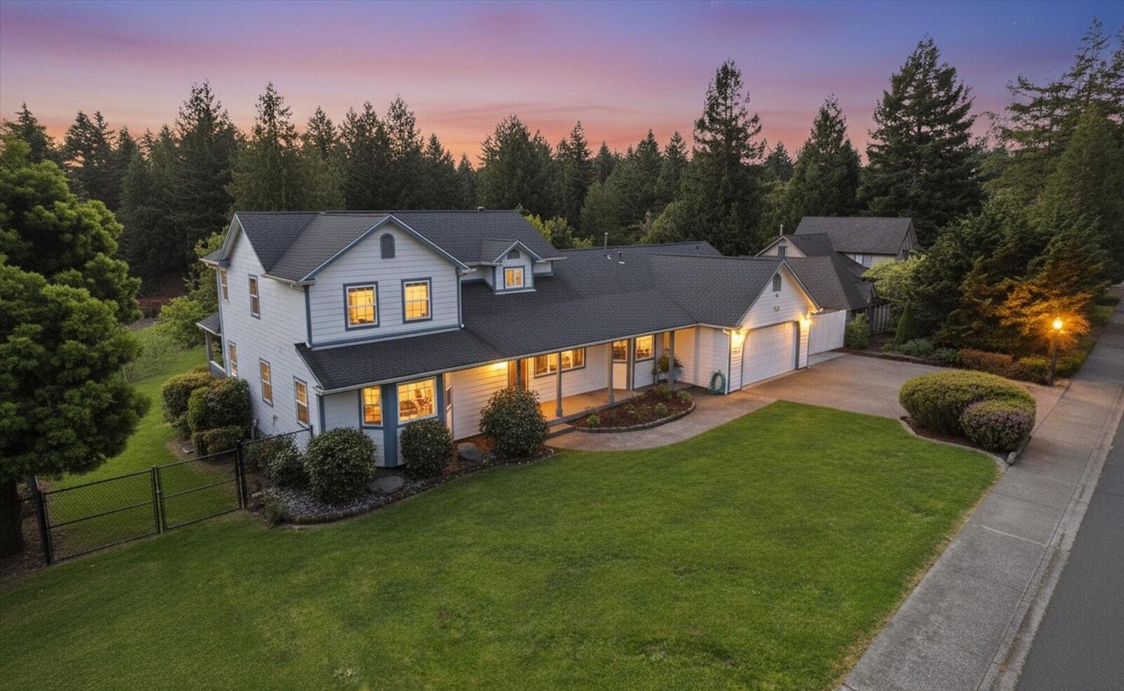 Property Photo: 1242 Elizabeth Barcus Way CA 95540