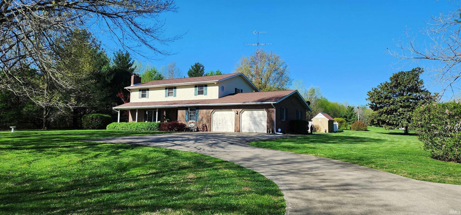 Property Photo: 1407 S 125 E IN 47501