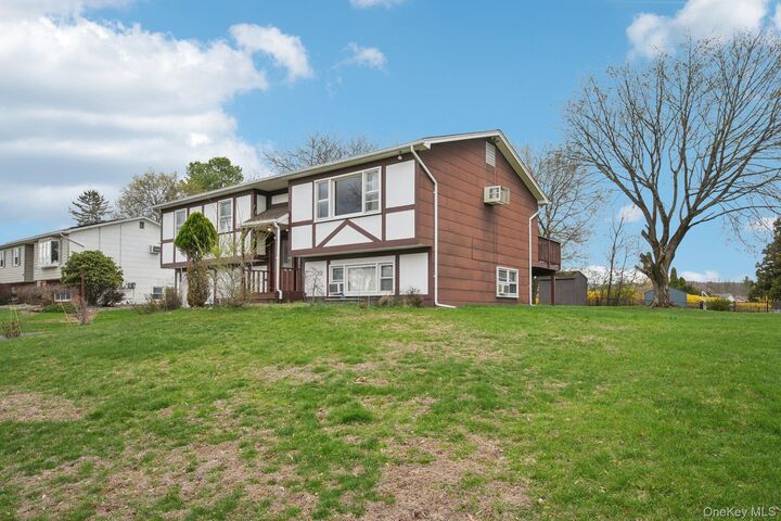 Property Photo:  19 Northpark Drive  NY 10923 