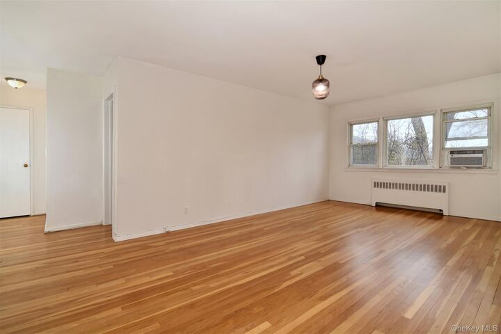 Property Photo:  140 N Broadway M-4  NY 10533 