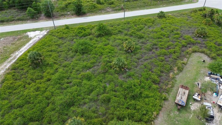 Property Photo: 2065 Chaplin Drive FL 33983