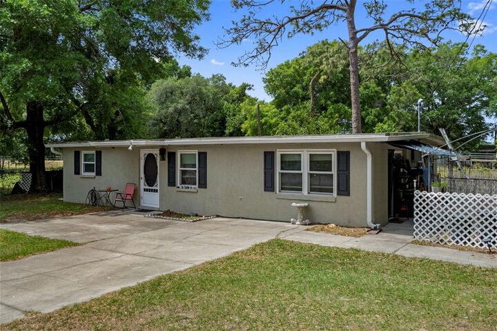 Property Photo:  6355 Crestview Drive  FL 34602 