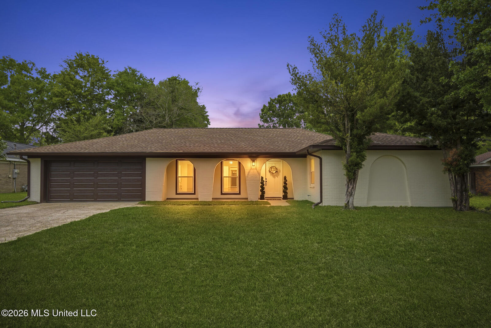 Property Photo:  757 Canterbury Drive  MS 39532 