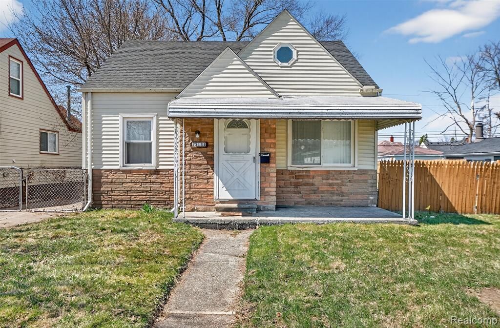 Property Photo:  23131 Lambrecht Avenue  MI 48021 1872 