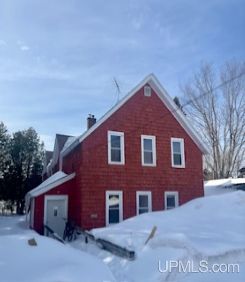 Property Photo:  56897 Rockland Street  MI 49913 