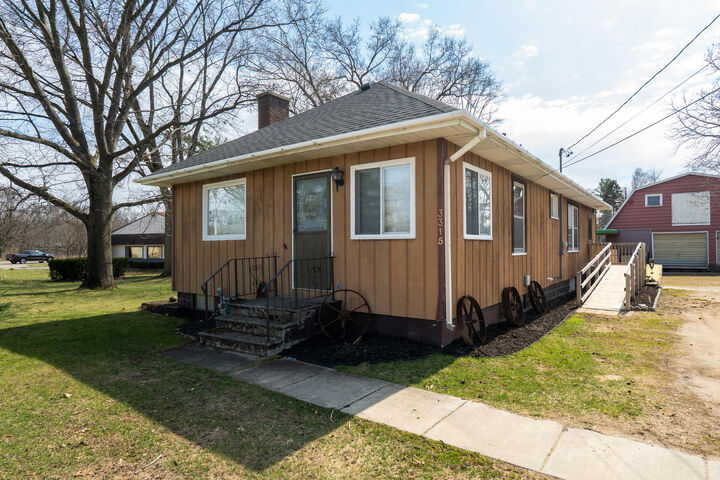 Property Photo:  3315 W Michigan Avenue  MI 49037 