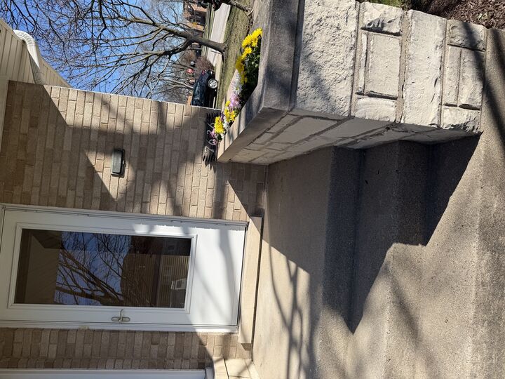 Property Photo: 7636 W Rosedale Avenue IL 60631