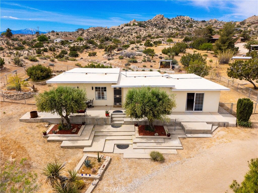 Property Photo: 56833 Oakwood CA 92284