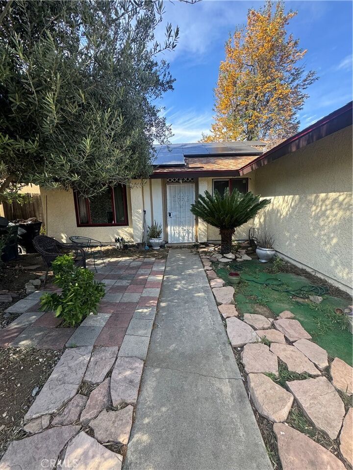 Property Photo: 1266 Lorraine CA 92376