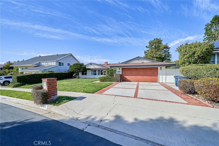 Property Photo:  6231 Lochvale  CA 90275 