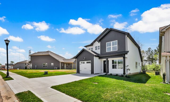 Property Photo:  225 Quarry Overlook Way  TN 37043 