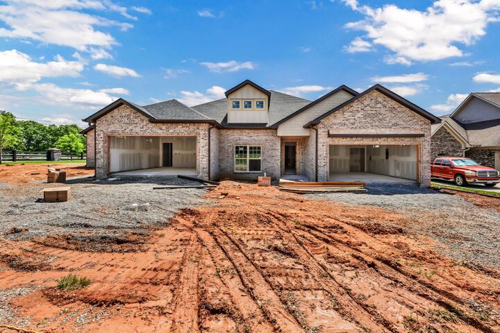 Property Photo: 1101 Veridian Dr TN 37043