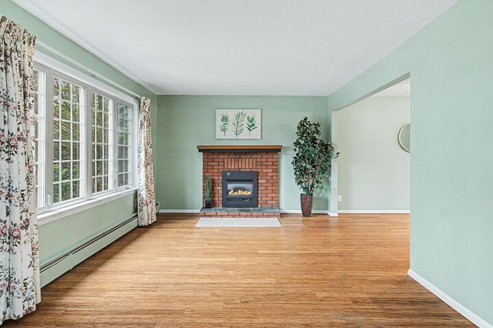 Property Photo: 6 Clover Street VT 05403