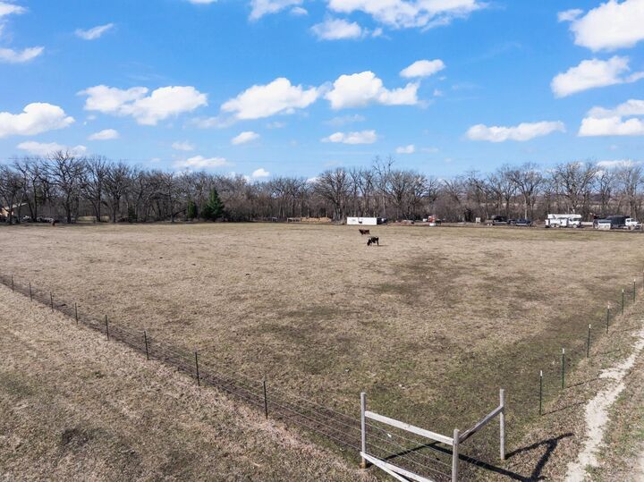 Property Photo: 24842 685th Street MN 55944