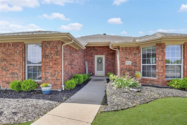 Property Photo:  3945 Freedom Lane  TX 75033 