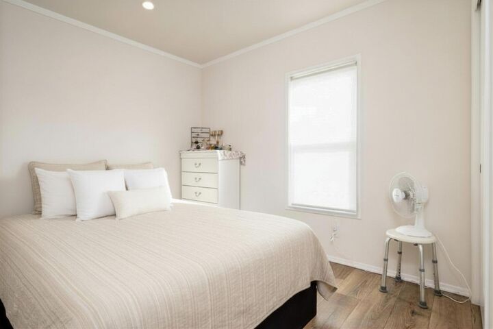 Property Photo: 460 Arnos Street 27 OR 97540