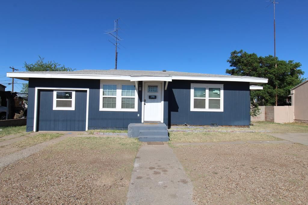 Property Photo: 1702 Dixie Blvd TX 79761