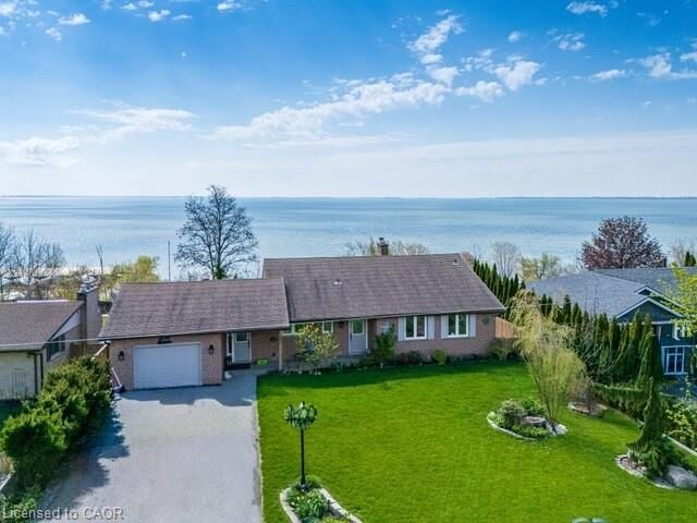 Property Photo: 33 Bee Street ON N0E 1P0