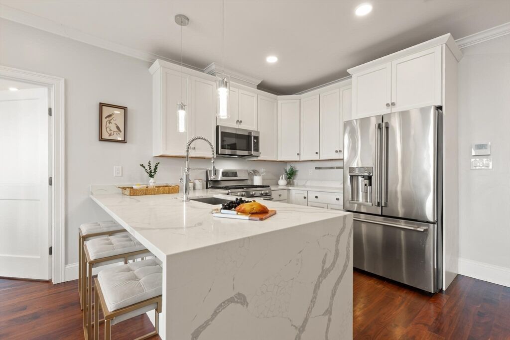 Property Photo: 87 Medford St. 305 MA 02155