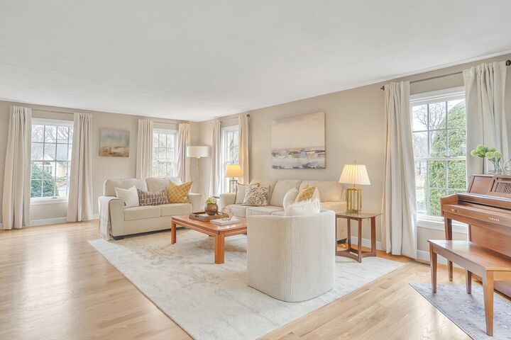 Property Photo:  8 Farm Road  MA 02420 