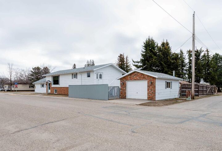 Property Photo: 437 Main Street AB T0K 1M0