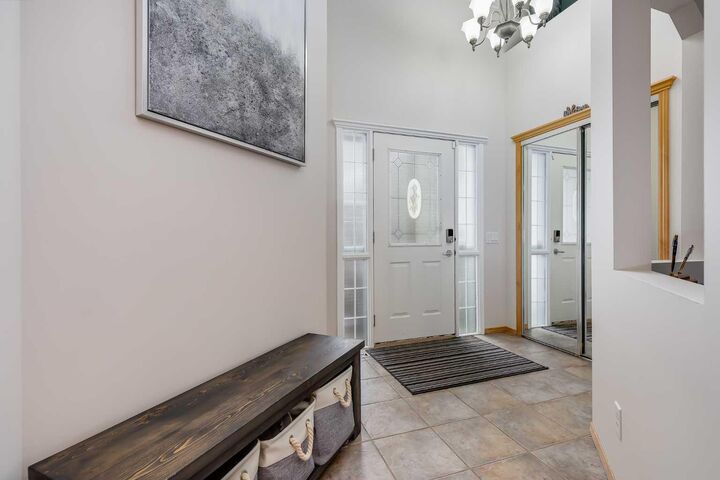 Property Photo:  96 Chapala Square SE  AB T2X 3T5 