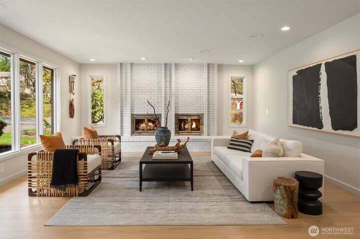 Property Photo: 13214 180th Avenue NE WA 98052