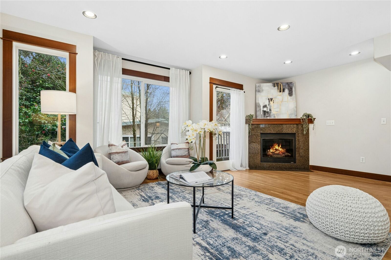 Property Photo:  1341  14th Avenue S B  WA 98144 