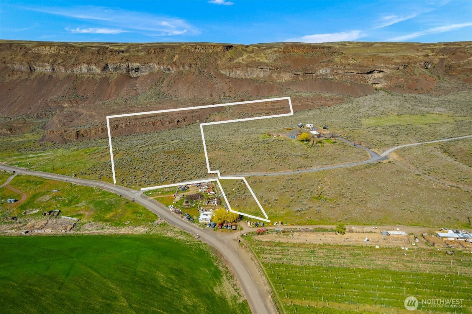 Property Photo:  131  Wagon Road  WA 98845 