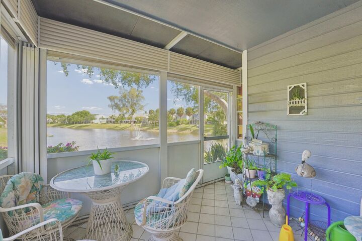 Property Photo:  5272 Buckhead Circle 1010  FL 33486 