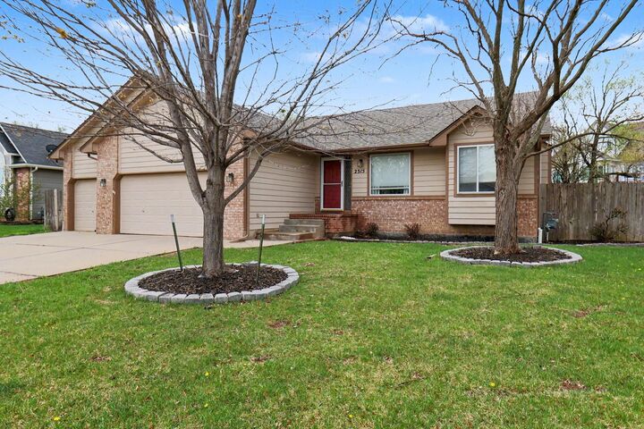 Property Photo:  2315 N Brandon Cir  KS 67226 