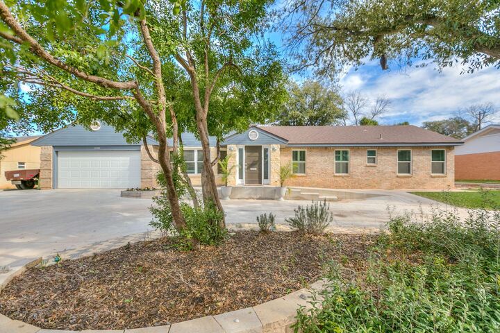 Property Photo:  2760 Dena Drive  TX 76904 