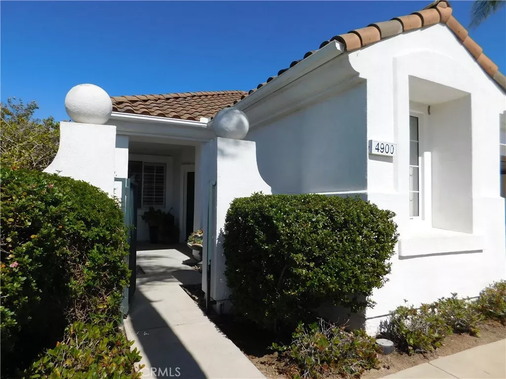 Property Photo:  4900 Zenos Way  CA 92056 