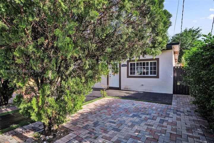 Property Photo:  2158 NW 100th St  FL 33147 