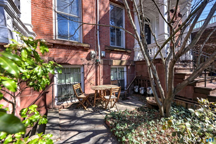 Property Photo:  85 Olive Street  CT 06511 