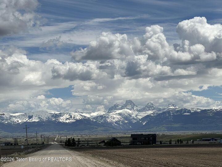 Property Photo:  8629 Fawn Ridge Lane  ID 83452 