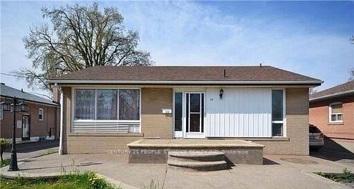 Photo de la propriété:  115 McMurchy Avenue S Bsmt  ON L6Y 1Z1 