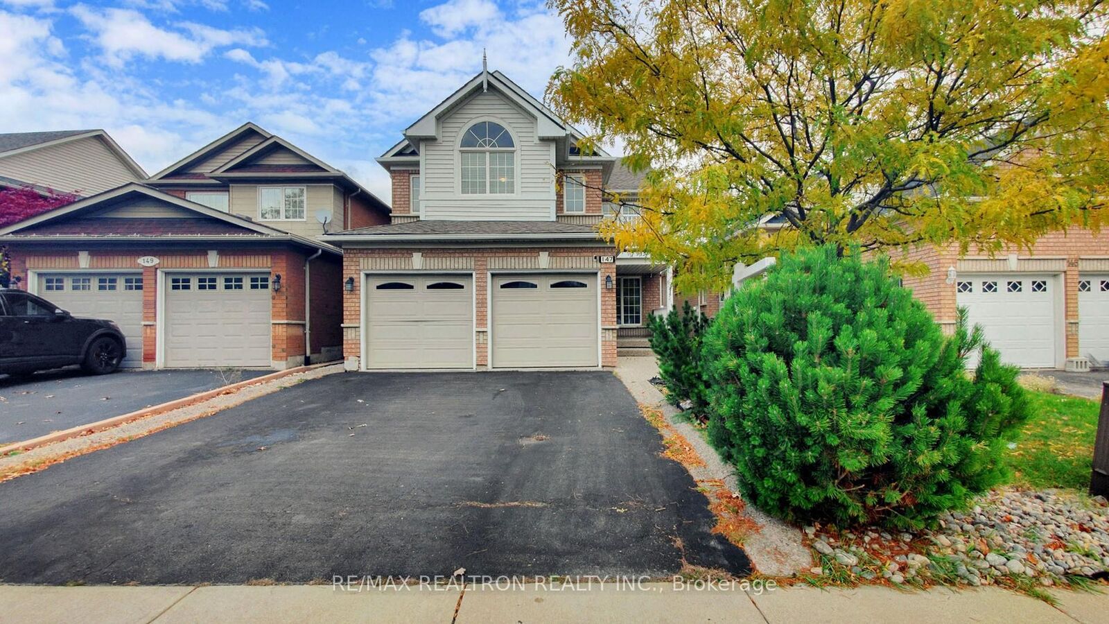 Property Photo: 147 Porchlight Road ON L6X 4R7