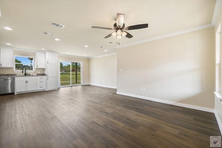 Property Photo:  120 Village Place  TX 75501 