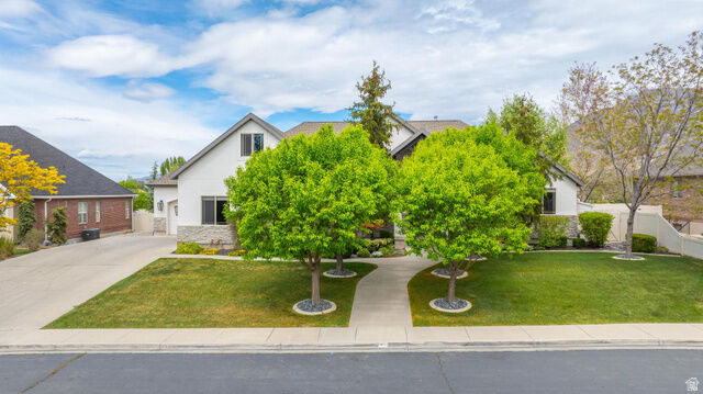 Property Photo:  648 W 250 N  UT 84042 