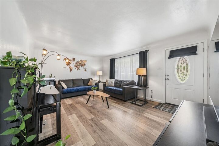 Property Photo:  825 Venango Avenue  PA 15209 