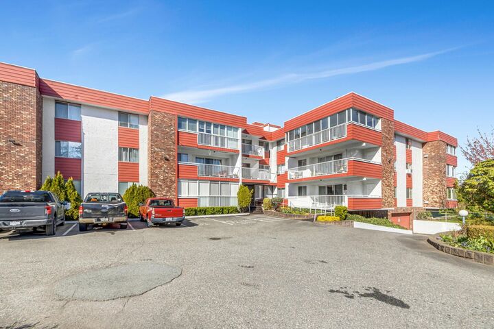 Property Photo: 32025 Tims Avenue 102 BC V2T 2H3